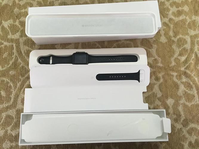 pantip_kratoo's tweet image. รีวิว Apple Watch ภาคใช้เองแบบละเอียดยิบ ก่อนวันขายจริงในไทย ซื้อไม่ซื้อดีมาดูกัน pantip.com/topic/33930484