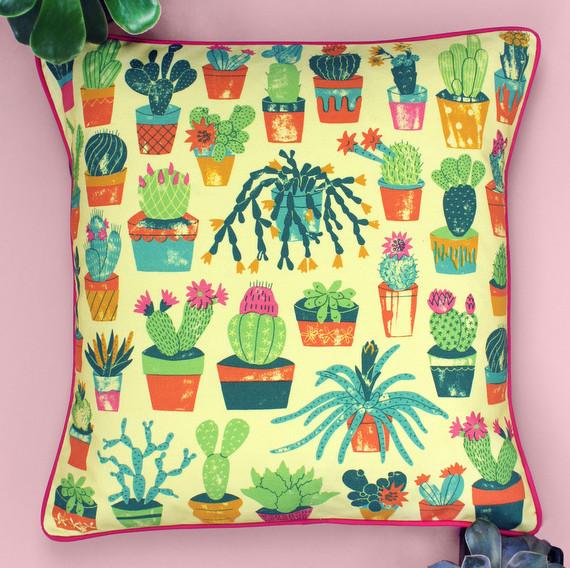 blogandbuysale's tweet photo. Cacti Cushion by designer Harriet Taylor - @beastinshow as ft in our Summer Wish List http://t.co/z3ZJQ0Rj5g http://t.co/otfMBfnci0