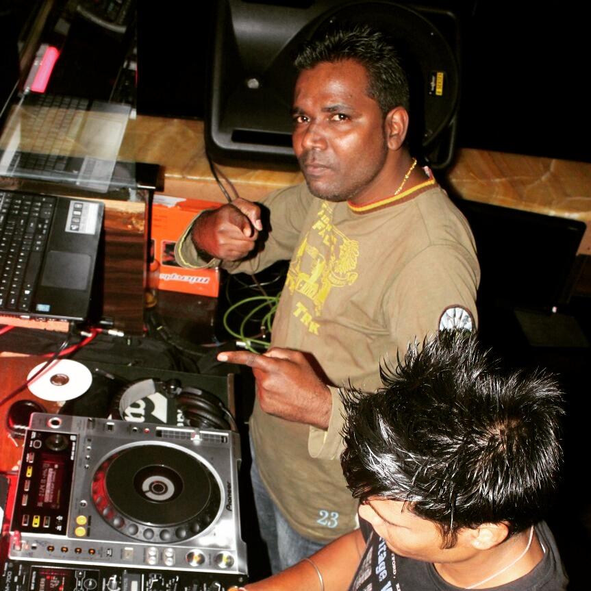 DJSAM08472532's tweet photo. Hy all ppl http://t.co/ZdCkhDMUzS