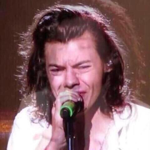 lostinwriting_'s tweet photo. "Il fandom dal 25 marzo."

#WeAreWaitingTheSurprise http://t.co/Kvm5jlECya