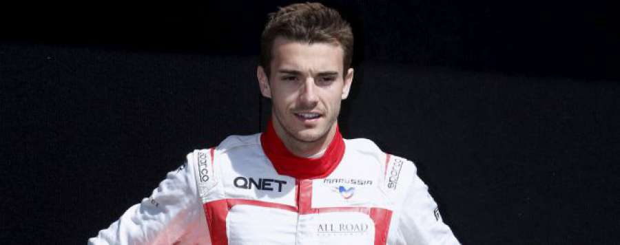 diarioas's tweet photo. Fallece Jules Bianchi tras pasar más de nueve meses en coma http://t.co/ngLAy9WaSB http://t.co/x2aDL7Xezm