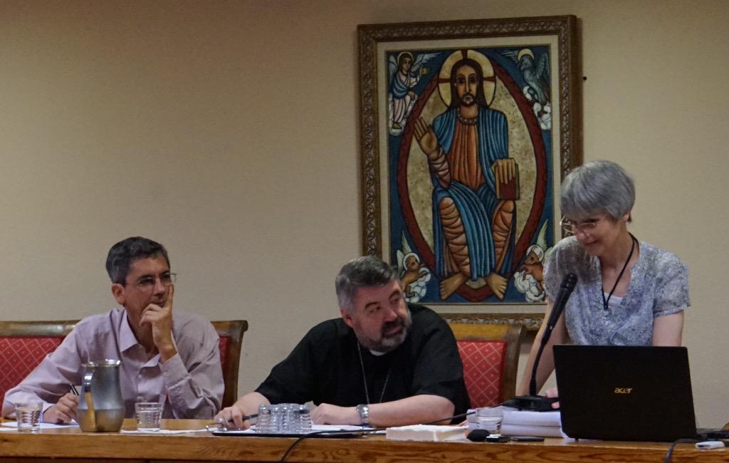 estebanmunilla's tweet photo. Sabado 10h Curso de la #CEAS2015 Mª EUGENIA GOMEZ SIERRA: La religión en la escuela, lugar de encuentro. http://t.co/VngFD5PcNt