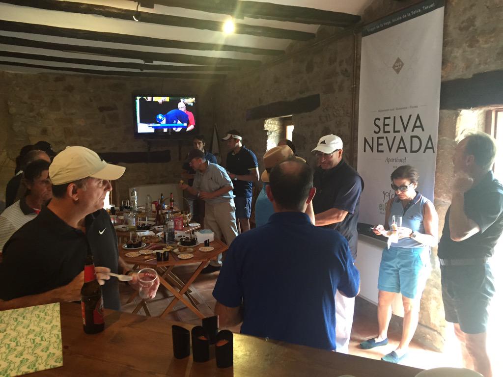 HNevada's tweet photo. Torneo golf Selva Nevada. Enhorabuena a los campeones. @HNevada @castillejogolf #golf #virgendelavega. http://t.co/cknR5uIb7J