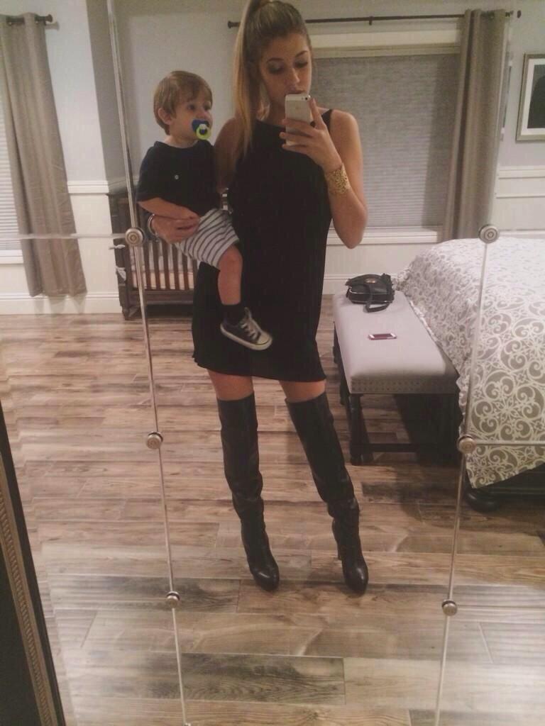 TypicalGuuurl's tweet photo. Me as a mom http://t.co/5I4gzSxXrg