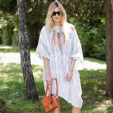 DANNIJO's tweet photo. Hamptons uniform #putabibonit @camtyox http://t.co/uBEiNfqDnC http://t.co/Wu5ycFFByq