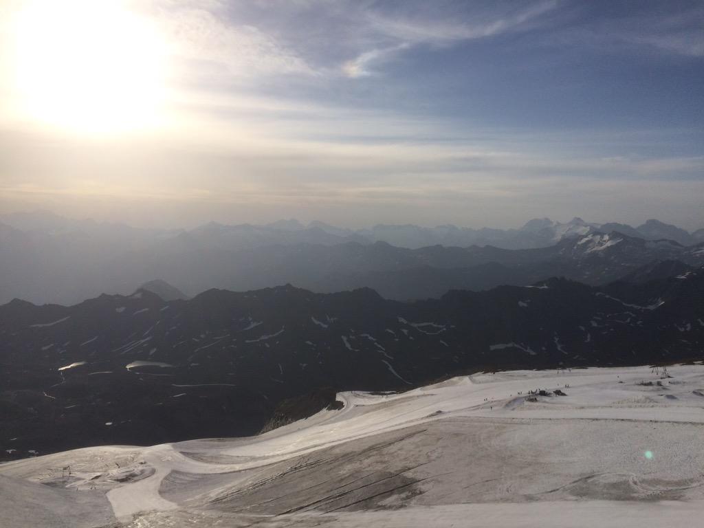 Tignes sunrise #kandaharracing