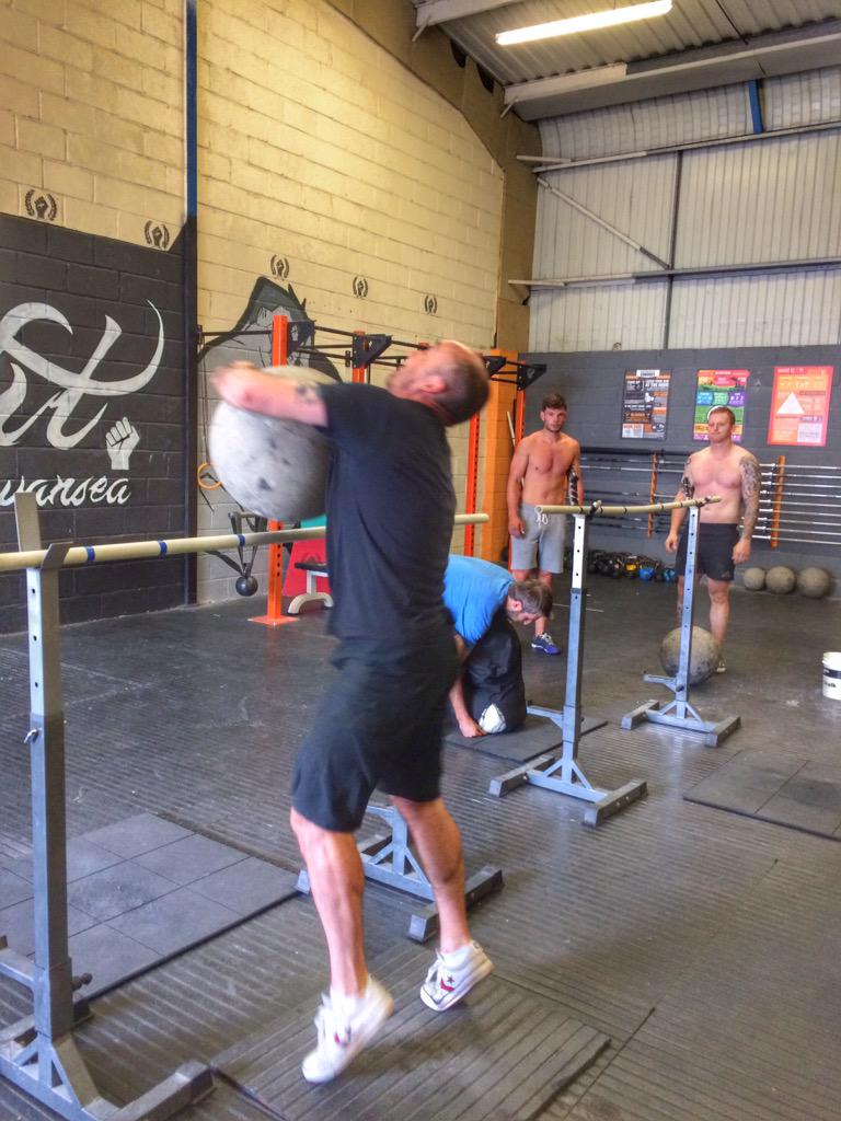 roboutcast's tweet photo. Putting in to practice what we were taught by @CrossFitRobO @OutcastSwansea #strongmansaturday http://t.co/VQjVfE3seU