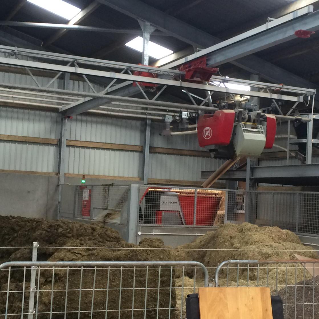 wildmanheather's tweet photo. @LelyForageDairy auto feeding. Mixing #strandheadopenday http://t.co/L6Ry5Rp0u0