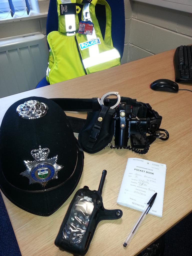 EMAPolice's tweet photo. Foot patrol essentials at the ready. See you around @EMA_Airport terminal and estate #PC2925 http://t.co/bN6xdt5fdP