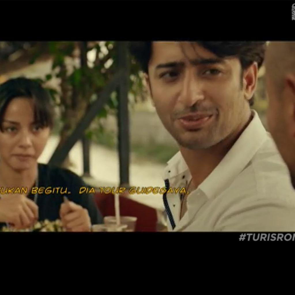 ayu_kathy's tweet photo. Yang gak sempat nonton Turis Romantis, skrg ada tayangannya ya @whatsonANTV @Shaheer_S #AyuTingTing 'LOVE FOREVER!!! http://t.co/Kq0wGdov0O
