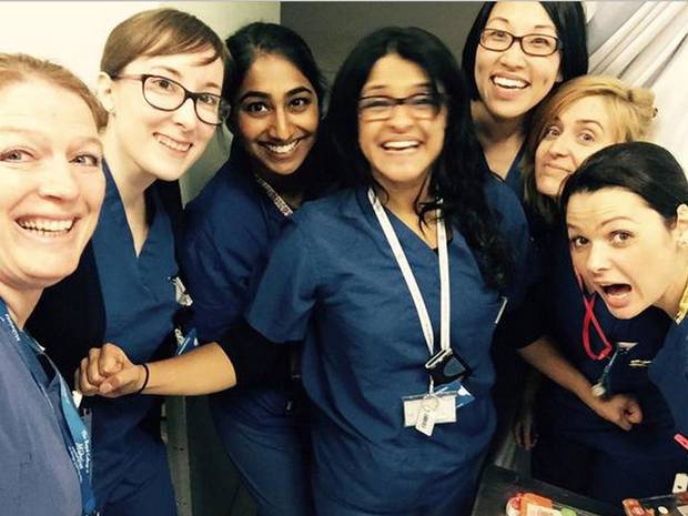 Independent's tweet photo. Doctors really do work weekends and they're sending Jeremy Hunt the proof http://t.co/zs5LnBhG8c #ImInWorkJeremy http://t.co/GZHjXOcEIR