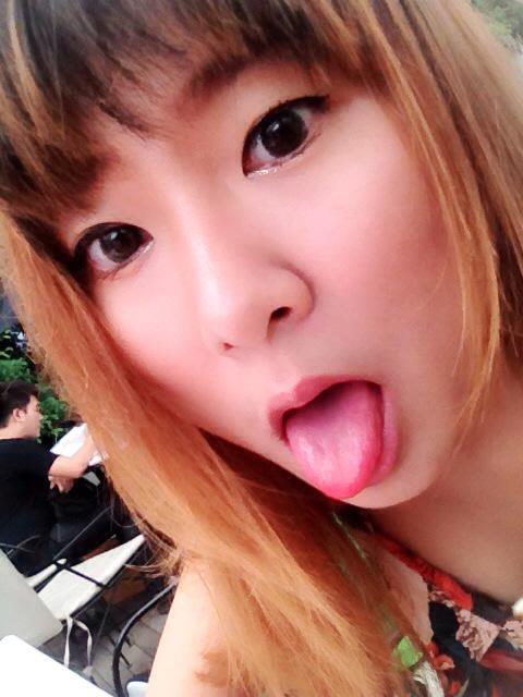 Poppy_AF9's tweet photo. ��้าตัวยังไม่แตก ก็แ_กได้เรื่อยๆ 🙊🙊🙊
#สโลแกนที่บอกความเป็นคุณ http://t.co/50aWbSzhns