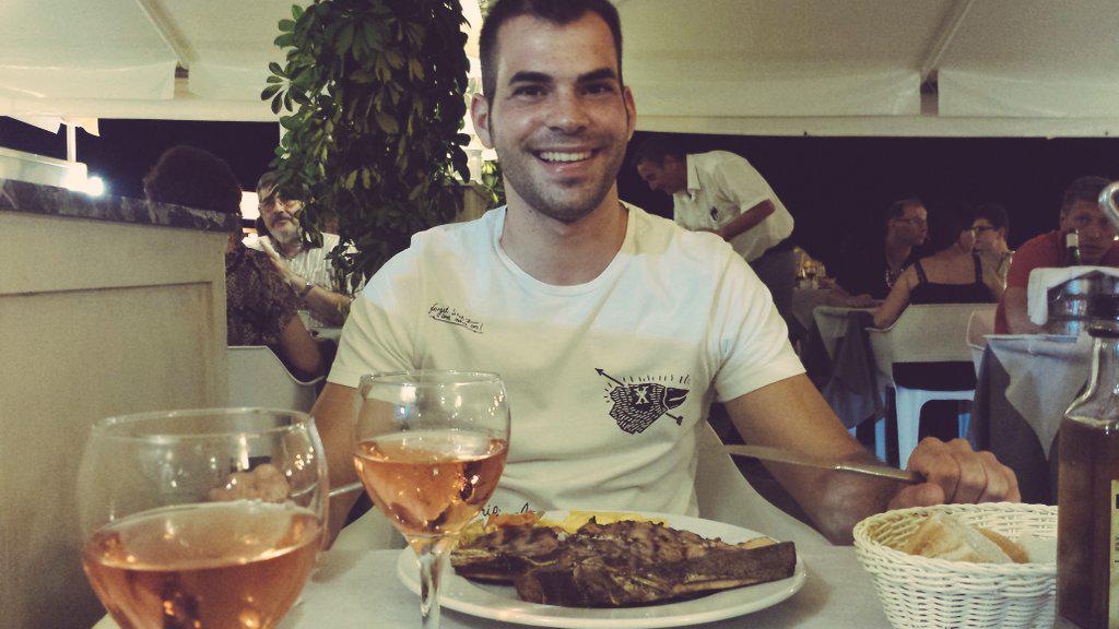 Nagoremb's tweet photo. Felicidad en estado puro! @jotamaravilla http://t.co/hmZez5qHd8