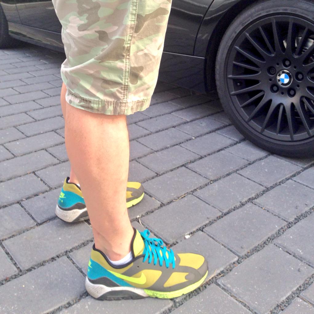 mannschoen's tweet photo. Ahhhh gestern #KicksOnFriday vergessen! Aber geknipst hatte ich sie ;) #Nike #AirMax 180 http://t.co/1PiMsq70Xd