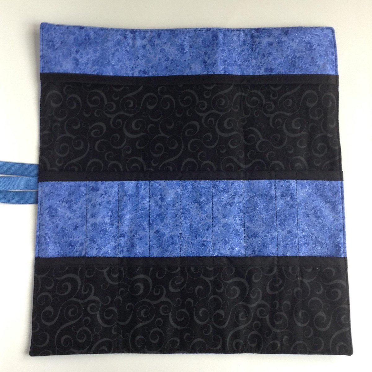 lilfoxdesigns's tweet image. ON SALE Knitting needle case, blue knitting case, blue needle ca… etsy.com/listing/232026… #Etsymntt #CustomOrganizer