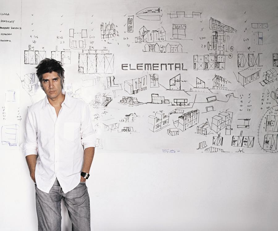 E' l'architetto cileno #AlejandroAravena il Direttore della #BiennaleArchitettura2016  labiennale.org/it/architettur…