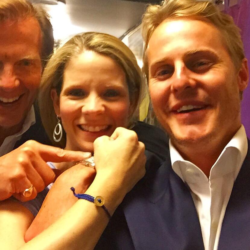 PROTECTLIONS's tweet photo. Great to see Kelli O'Hara wearing her @protectlions bracelet! #pride #palmovement #protect #lions http://t.co/ujwZu2YjHQ
