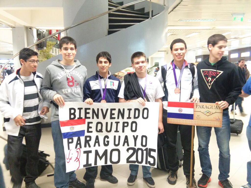 OMAPApy's tweet photo. ¡El equipo paraguayo de la #IMO2015 ya está en Paraguay! Llegaron anoche desde Tailandia con 3 medallas de bronce. http://t.co/9eUcaSWKze