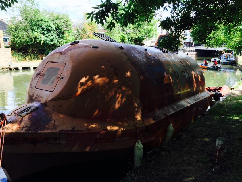 EggOnTheMoon's tweet photo. Great, weird, strange boat moored in Ware called Phoenix! What is it? @WareTourism @ThisIsWare @HertsMercury http://t.co/pJL8iwh7rF