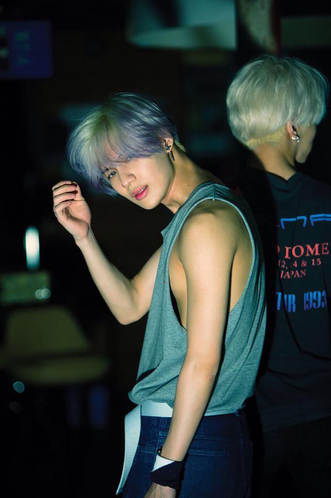 Happy 22nd birthday to SHINee\s maknae Lee Taemin.   
