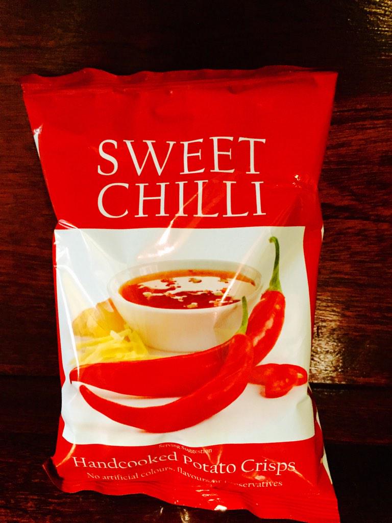 PR1NCESSLOUISE's tweet photo. Have you tried our new hand cooked sweet Chilli crisps yet? If not come on in and give them a try!  #Princesslouise http://t.co/89Qyo73yGp