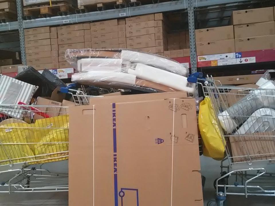 Agata000's tweet photo. Go to IKEA they say. It would be fun they say. #ikea 😧😧😧😧 http://t.co/zXkkYyLCU4