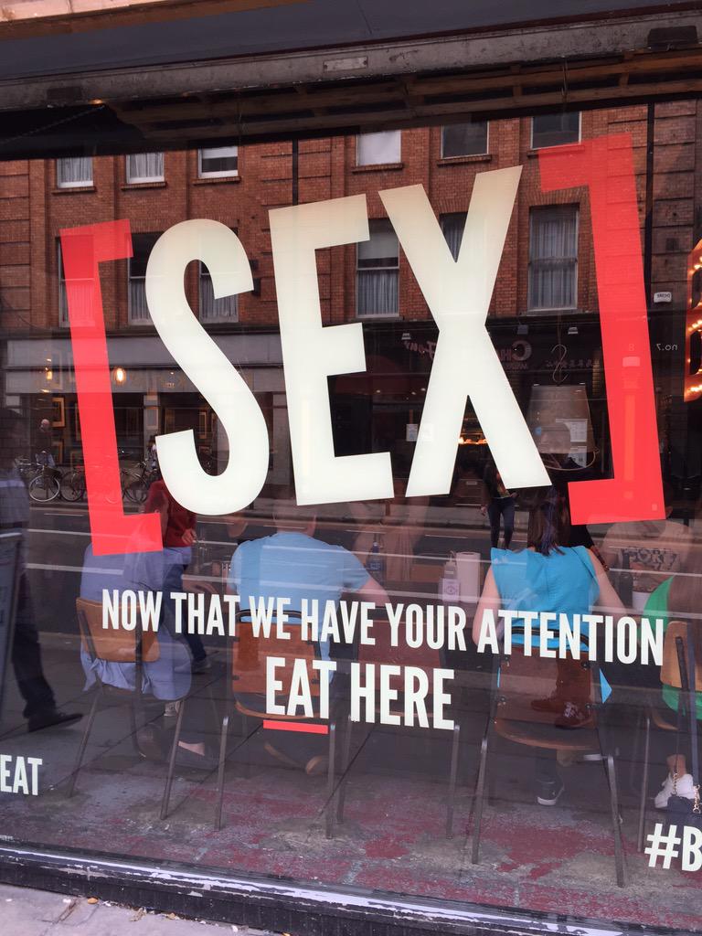 ArthurChemin's tweet image. That's a catch phrase! #street #marketing