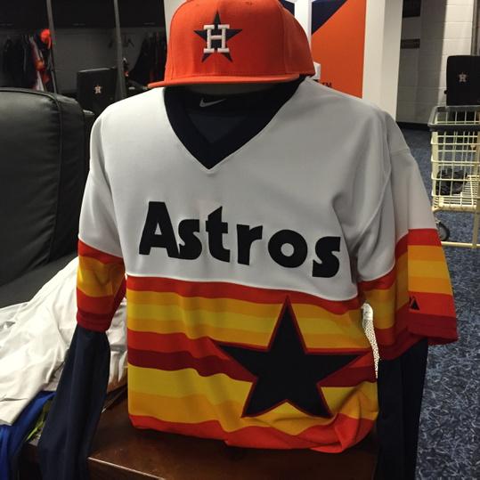 astros throwback jersey in game