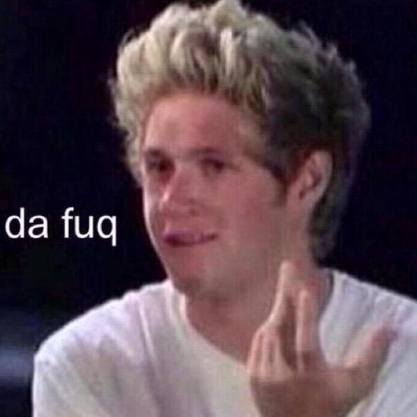 STYLATORARMY's tweet image. Me at this #ArianaRESPECTLouis hashtag