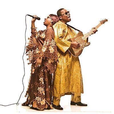 ChezFatou's tweet photo. samedi : Dîner musicale spéciale fête de ramadan ... AvecAmadou et Mariam !!!  >> infos au 0142870750 /0649836772 http://t.co/VykwS18Q9A