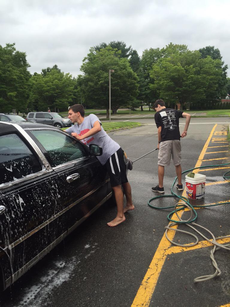 at Pomperaug Elementary. Free Car wash until 1:00!