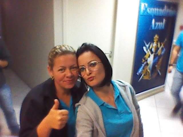 TatyCrys2010's tweet photo. Guerreiras azuis!!! @Magali_SFS #treinamento http://t.co/Q6WPNobSXu