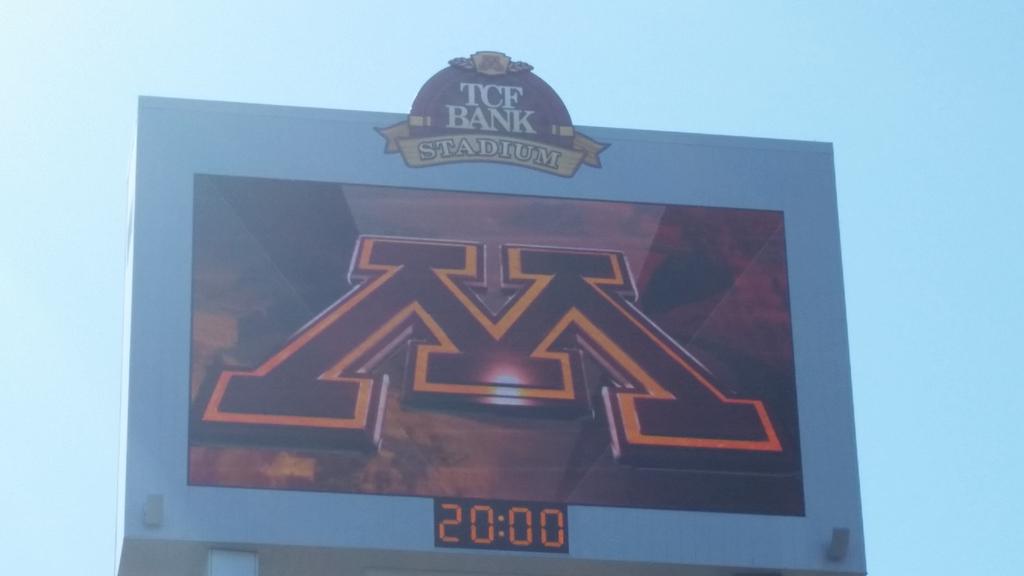 Coach_GJenkins's tweet photo. U Of M Senior Elite Camp!
There's Only One Way...Work Harder!
#SKIUMAH #GOPHERBOYS #GETEVALUATED #GETRECRUITED http://t.co/O28CyvBSC9
