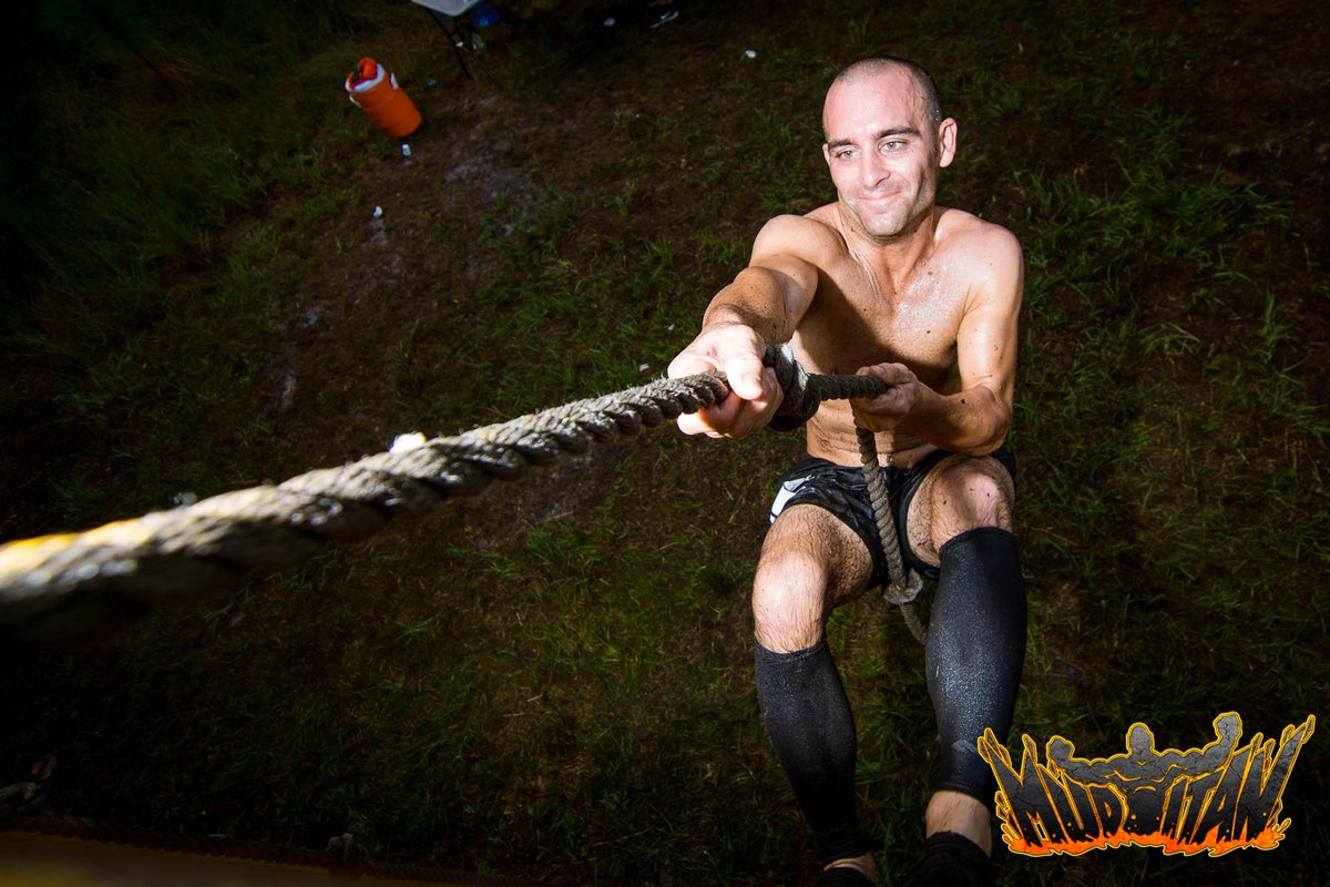 MudSlayers's tweet image. use code socialmedia and save 20% #mudtitan #mudrun #titanup #americannijawarrior ow.ly/PAr50