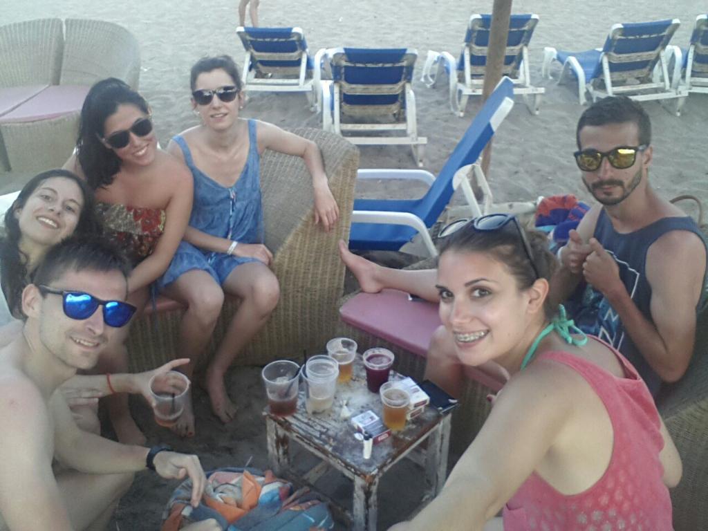 rivasijadekarma's tweet photo. Grande #Moja-car con @MartaMtm @beasf93 @Byush1194 @dudujimeno @sara_mf_  #lacolgandera http://t.co/5hCimuwTfC