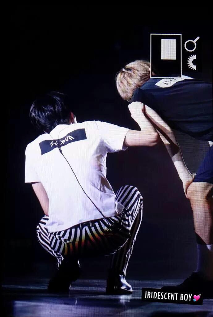 CKNTsn8VAAAekNe.jpg:large