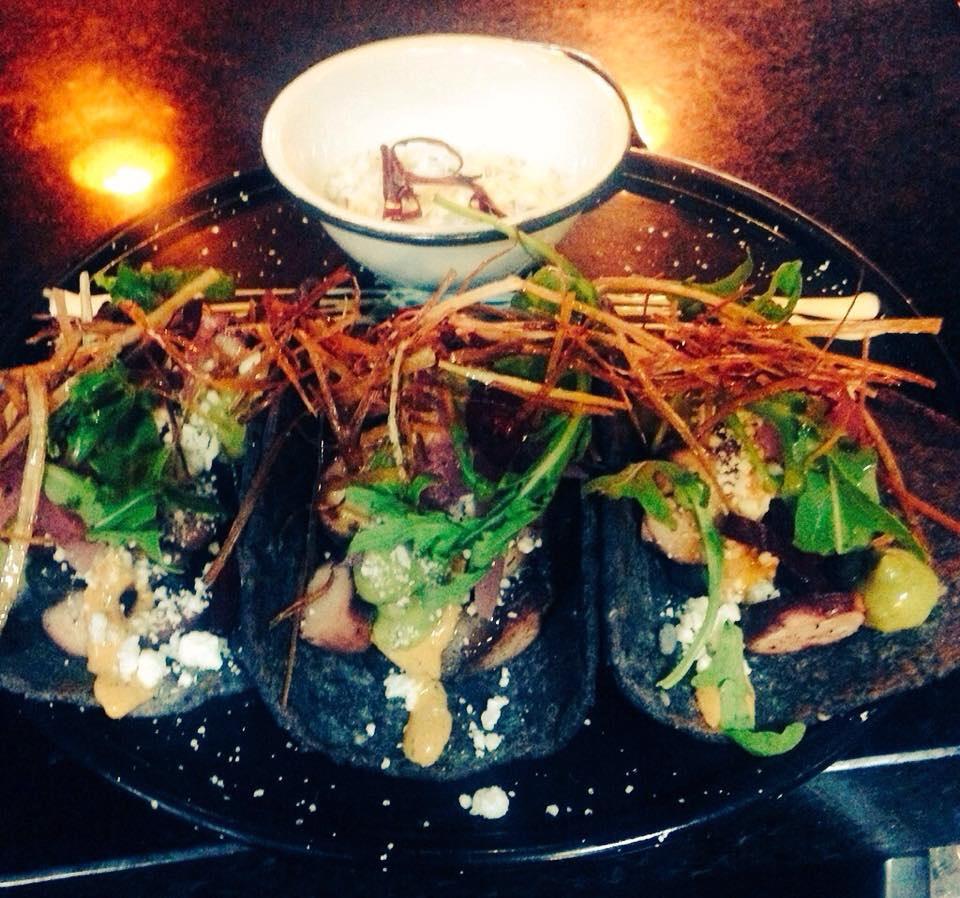 Si extrañan a <a href="/primariomx/">PRIMARIO</a> vayan a su local en río elba 31 <a href="/En_LaCuauhtemoc/">Colonia Cuauhtemoc</a> pidan estos tacos de pulpo!