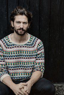 Happy Birthday to Michiel Huisman (34) 