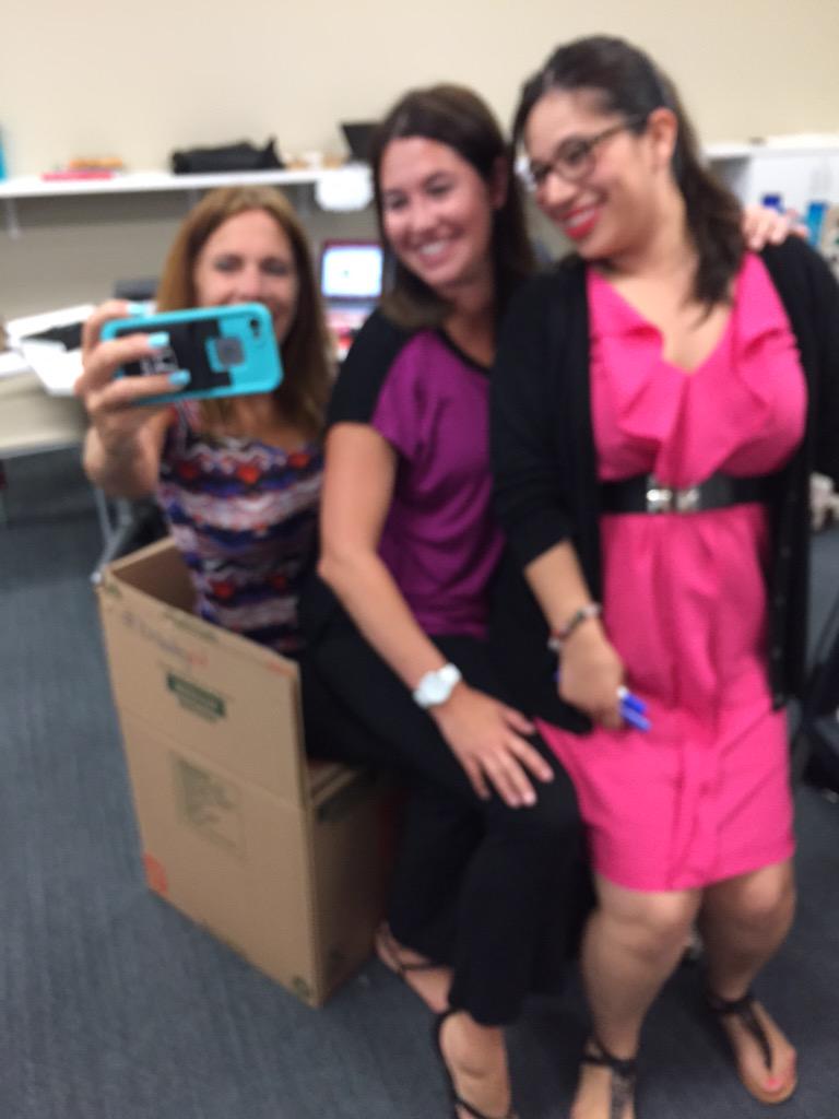 Three person cardboard chair!!! #brawleyesd #teamawesome <a href="/inneractivate/">Mrs. West</a> @ngamez_besd <a href="/BeTerri/">Terri Mason</a>