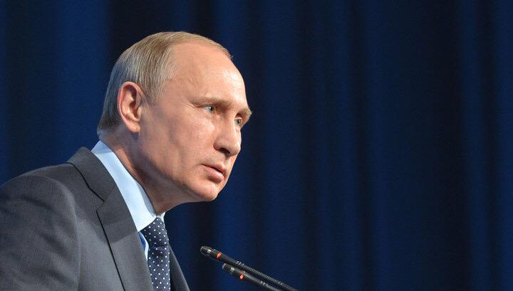 vesti_news's tweet photo. Американцы следили за Путиным с 90-х.

http://t.co/XbURK6PtL4 http://t.co/PI3k7r3HG1