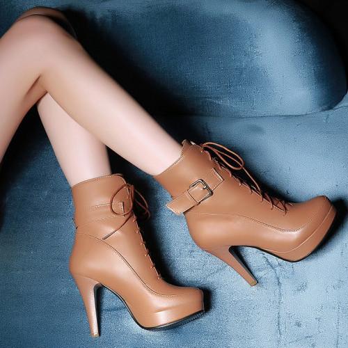 ModaLusso's tweet image. Check out these new new martens, 10% off and free shipping just visit buff.ly/1CHPNyS