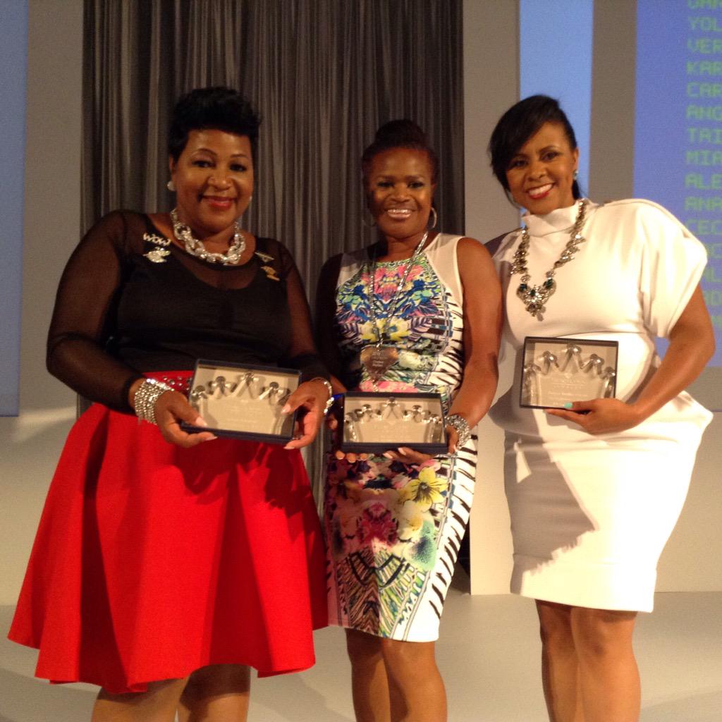 TraciLynnJewels's tweet photo. Top 3 Lifetime Commission Winners
Charlene Madison
Theresa Roulhac Proctor 
Laveda Whitfield 
#takeflight2015 http://t.co/nyWg5V1tr0