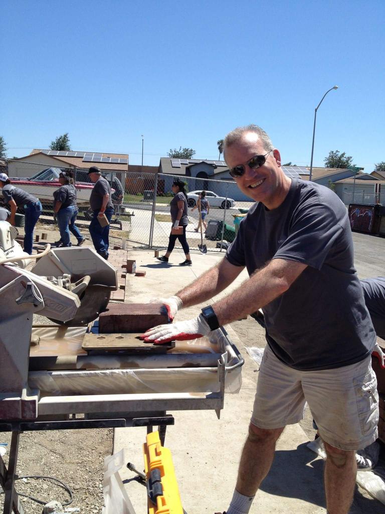 Blower4Stockton's tweet photo. Wonderful time yesterday volunteering for @Habitat_org! #stockton http://t.co/QXzsQSCqeK