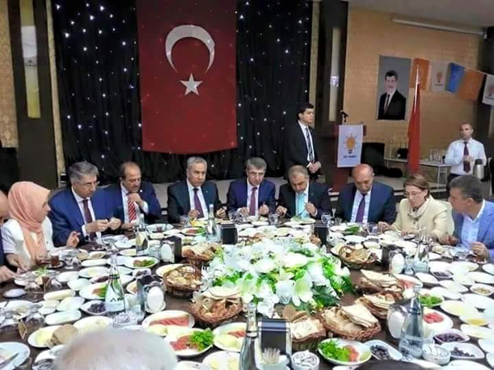 Bir lokma bir hırka dediler doymak nedir bilmedikleri gibi vatandaşa gelince kaynak nerede diyorlar. Utanmazlar!