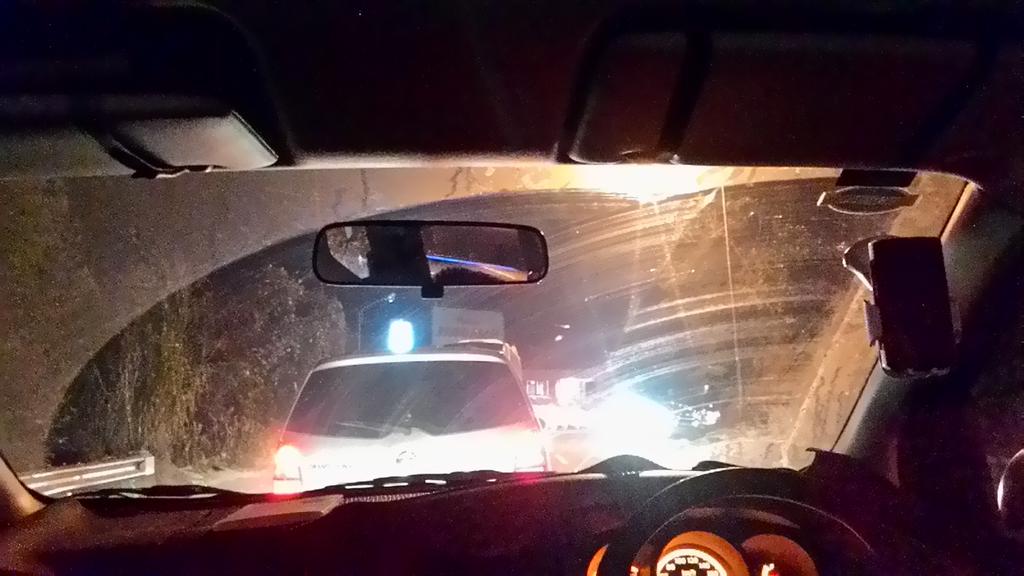 archielya's tweet photo. @lewatmana puncak arah jakarta masi macet jem segini :'( #rindualamresto http://t.co/r23NHrUgLX