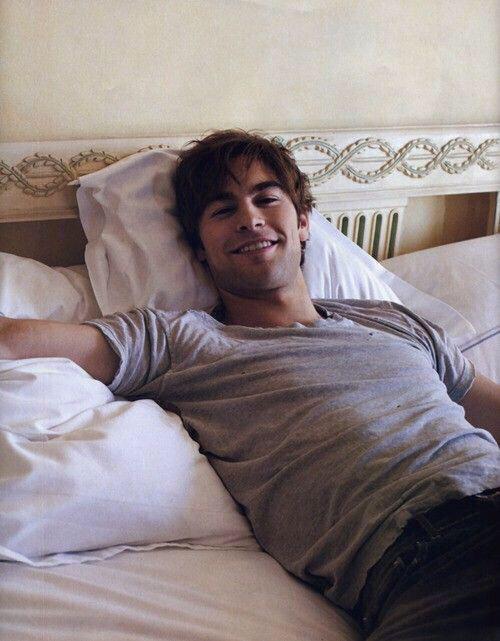 Happy birthday to the loml aka chace crawford 