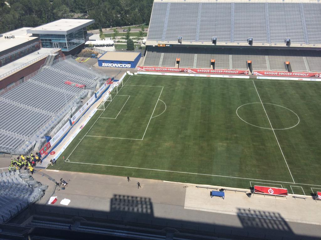 SRSestero's tweet image. Who is reaaaaaddddyyyy?! @BasqueSoccer #basquesoccerfriendly