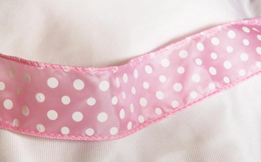 MemoirsScrapN's tweet photo. #Baby #Girl #Pink &amp; White #PolkaDots Premium Wired #Ribbon 1.5 in X 1 Yd #Scrapbooking #Crafts http://t.co/Vnd24SlDfM http://t.co/fyttW5zNZS