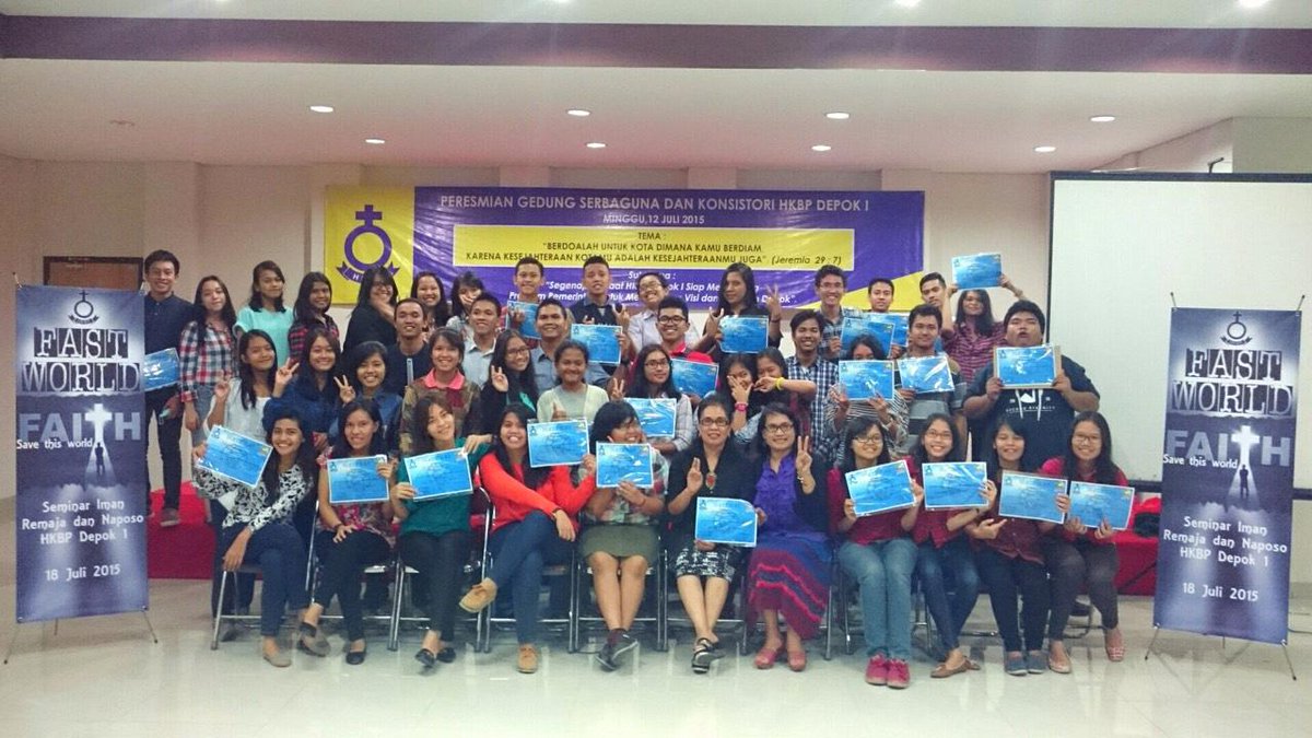 Remaja HKBP Depok 1 tweet media