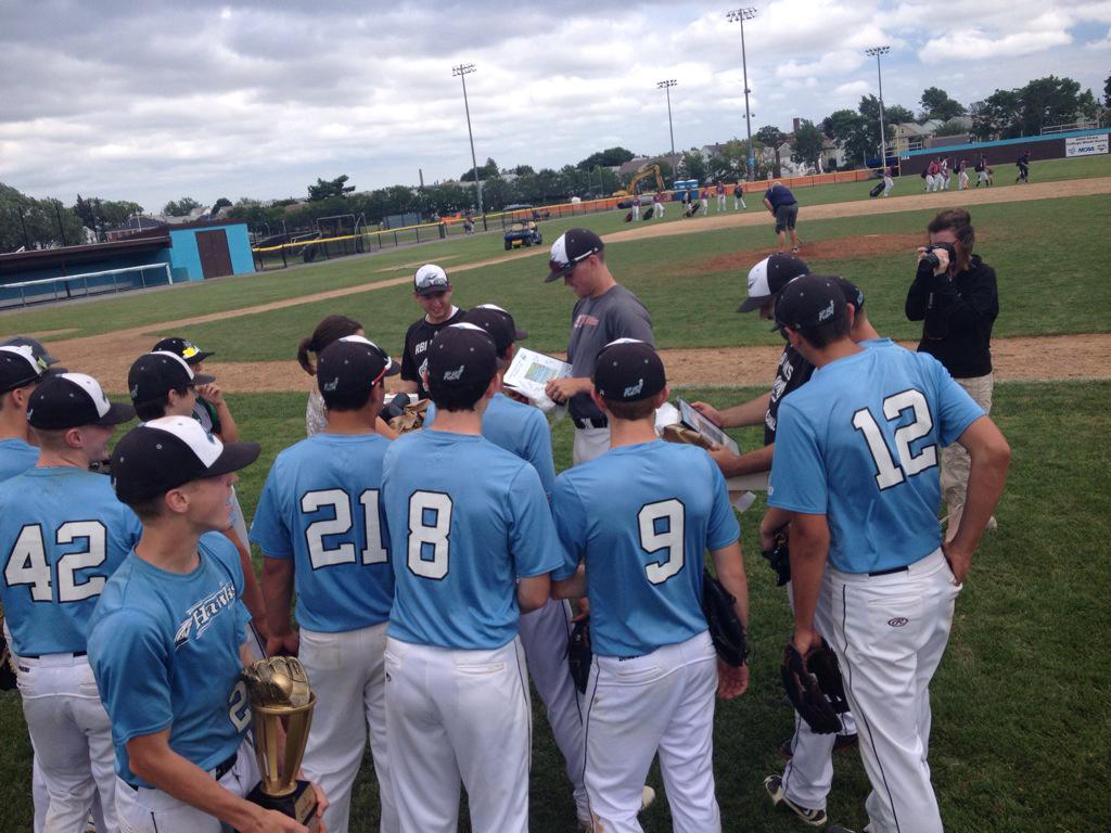 GBG_Hawks's tweet photo. CHAMPS ARE HERE!!! 14U-Blue!!! http://t.co/wp3JoCr4pw